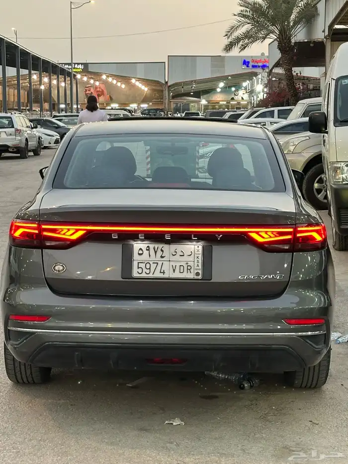 للبيع مجموعه جيلي امجراند 2023 السعر يبدا 28 ألف وكثر 6