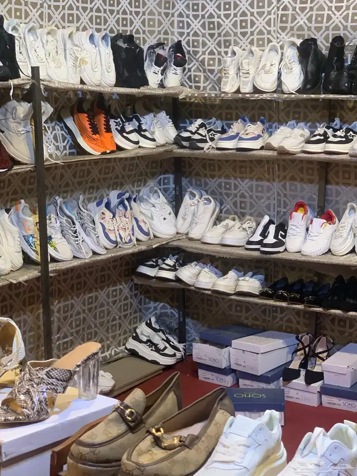 تصفية لمحل أحذية رجالي ونسائي 0