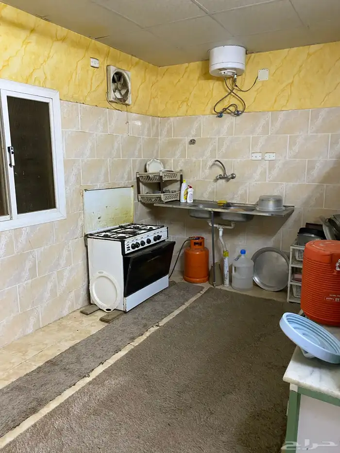 استراحه للاجار الموقع في السيل الصغير وكذالك حوش 6