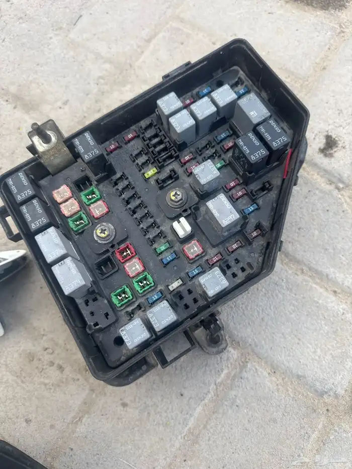 قطع كابرس كل شي سليم وتواصل على رقم 0