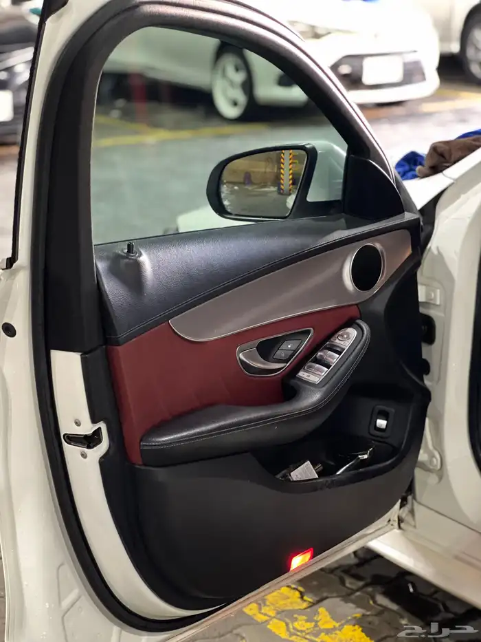 مرسيدس C200 23