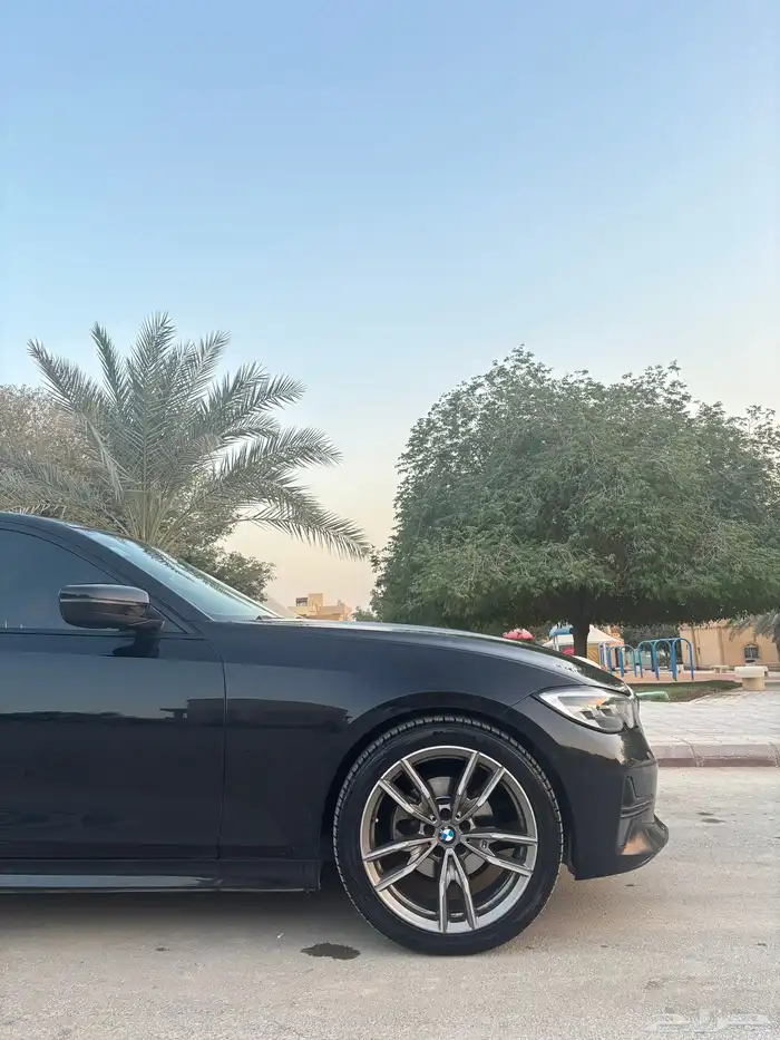 بي ام دبليو BMW 320i 6