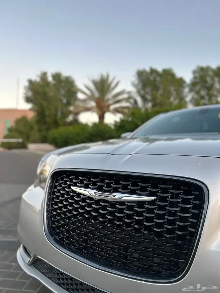 كرايزلر 2021 300s 6v 25