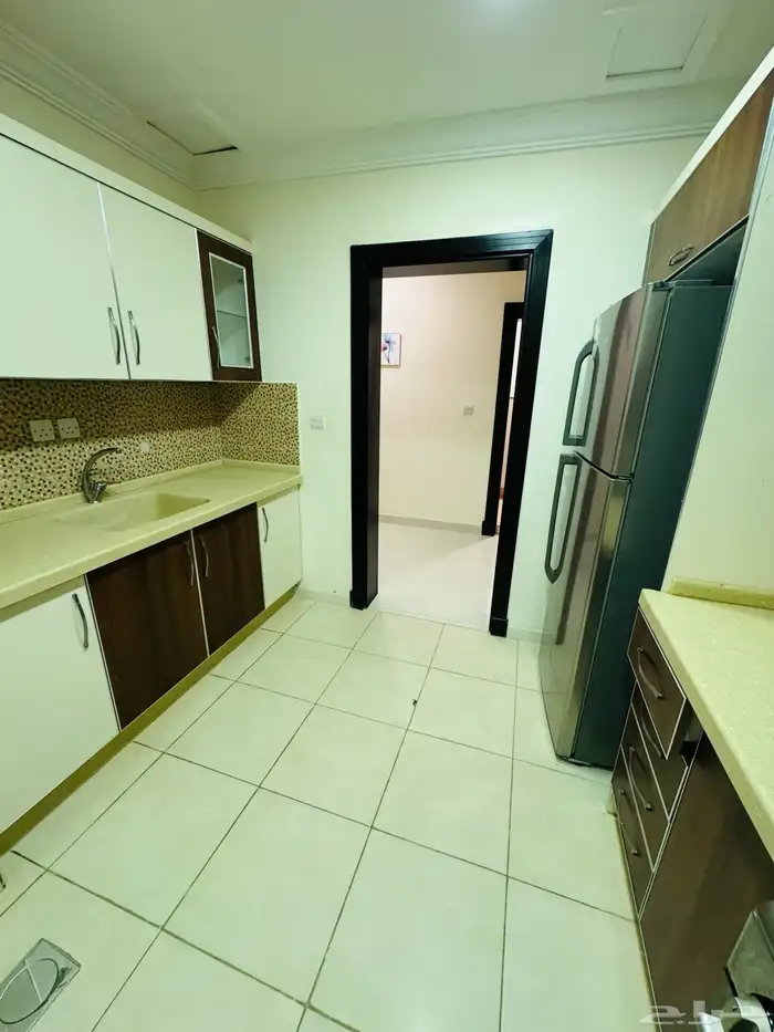 شقق فاخرة للاجار حي النهضة 32