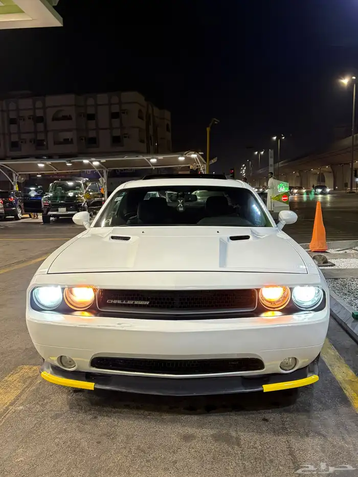 تشالنجر 2013 RT 5.7 V8 4