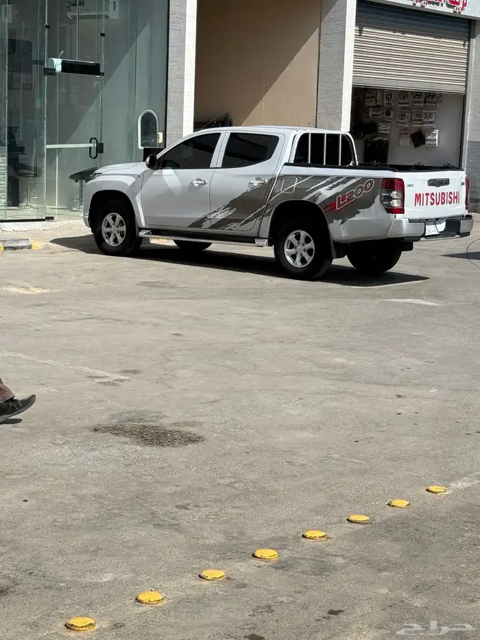 مستبيشي L200 دبل ديزل 1