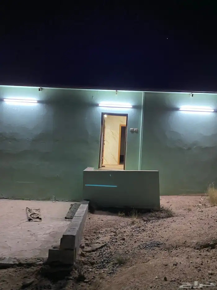 استراحه للاجار الموقع في السيل الصغير وكذالك حوش 1