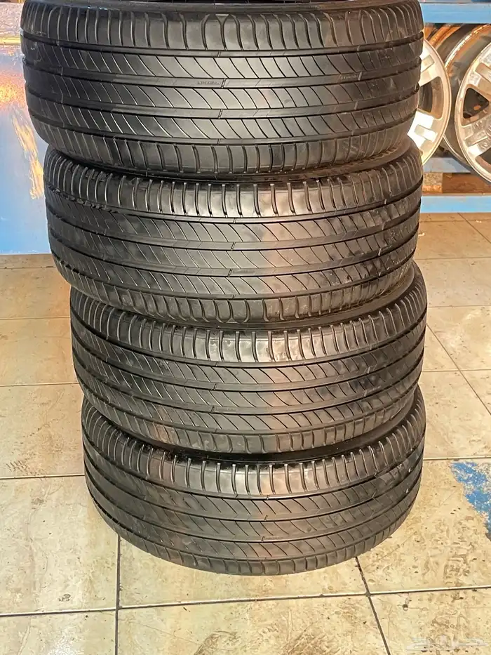 طقم كفرات مشلان اخو الجديد 245 45 18 7