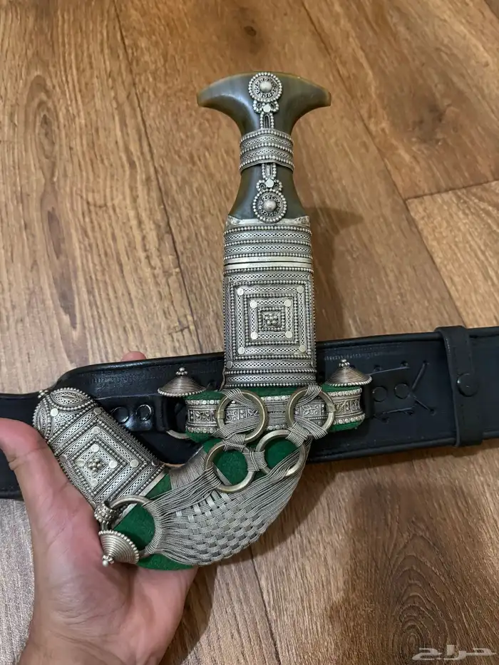 خنجر قرن طبيعي للبيع 0