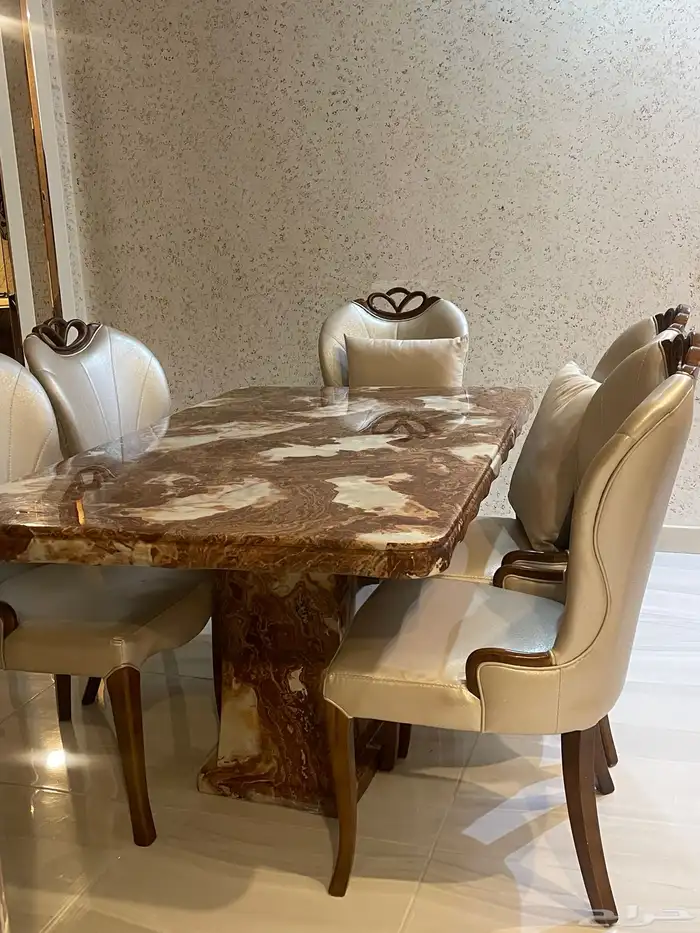 طاوله طعام سته كراسي نضيفه جدآ 0