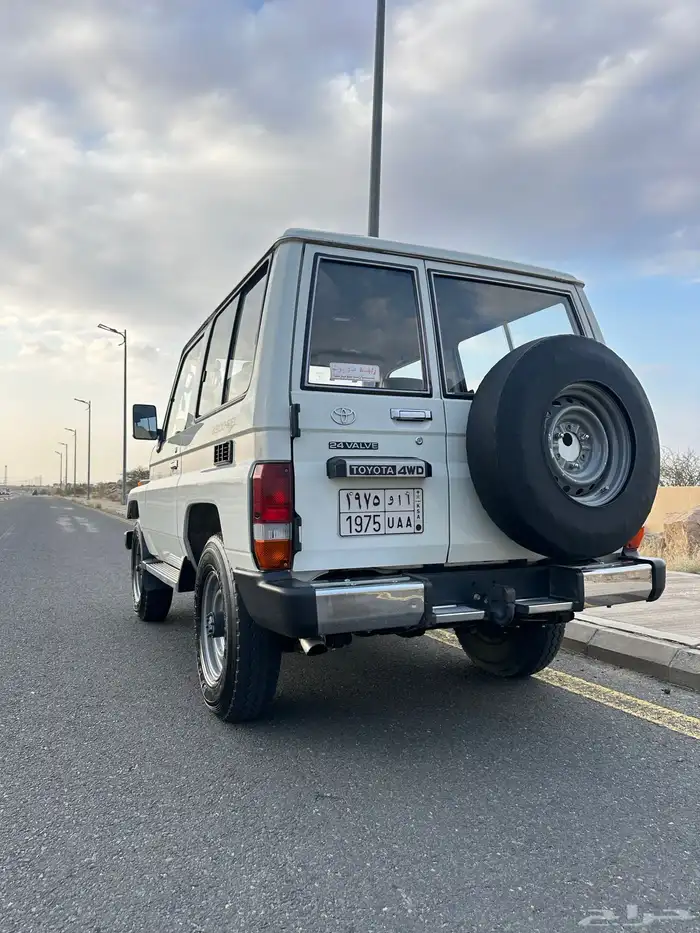 ربع 94 ماشي 200 نضيف جدا نادر اخوه 1