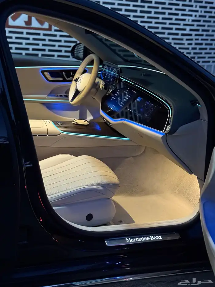 مرسيدس E300 24