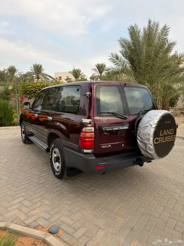 لاندكروزر 1999 قير عادي (عنابي) ممشى قليل 12