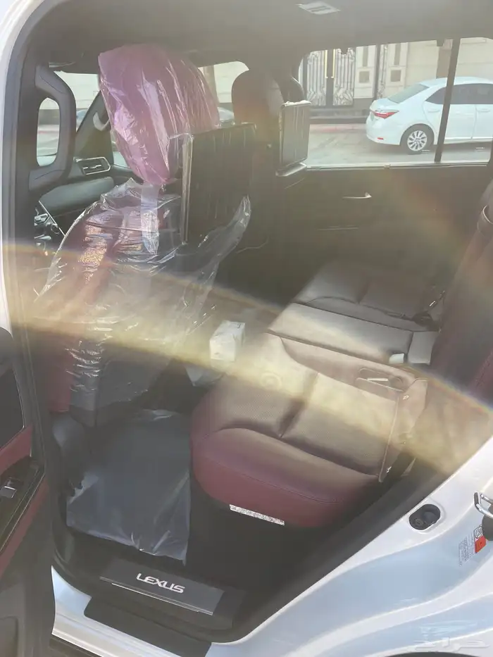 للبيع جيب لكزس 2024 BB سعودي 14