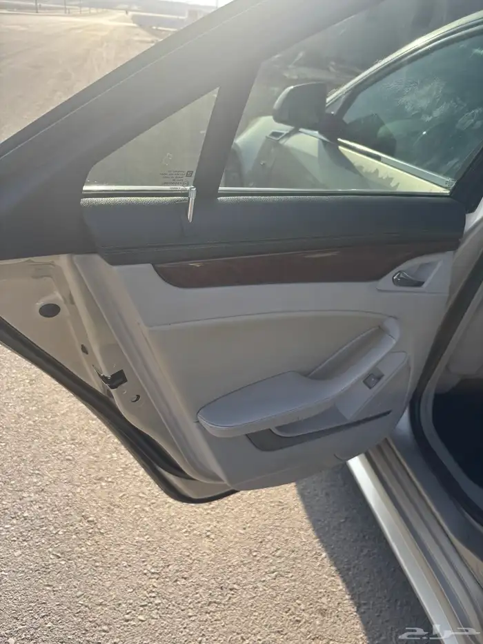 كاديلاك cts 2013 8