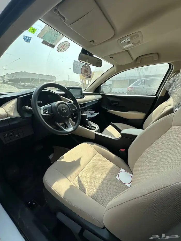 تويوتا يارس Y استاندر 4 سلندر موديل 2026 1