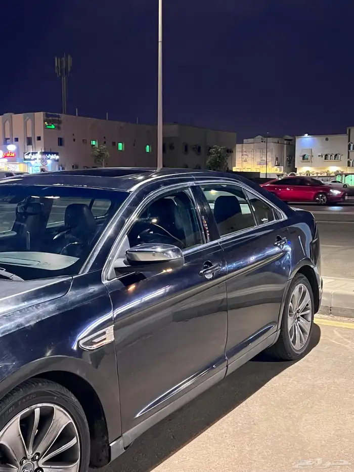 فورد تورس اعلي فئه نظيف للبيع 0