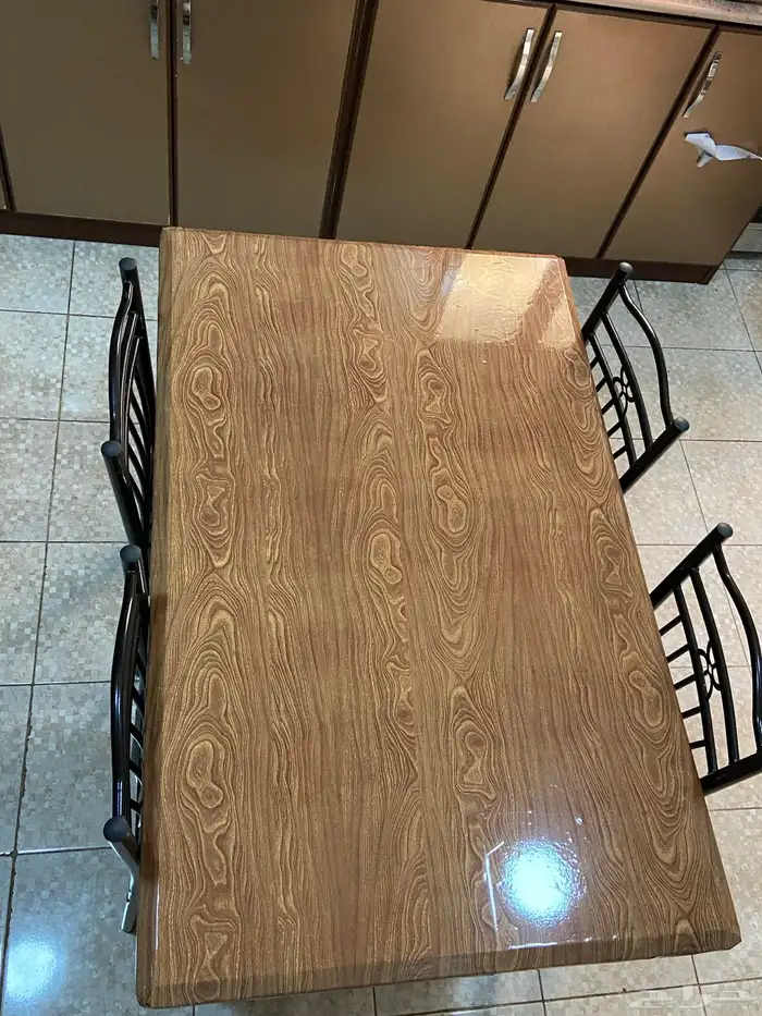 طاولة طعام وغرف نوم وكنب 9