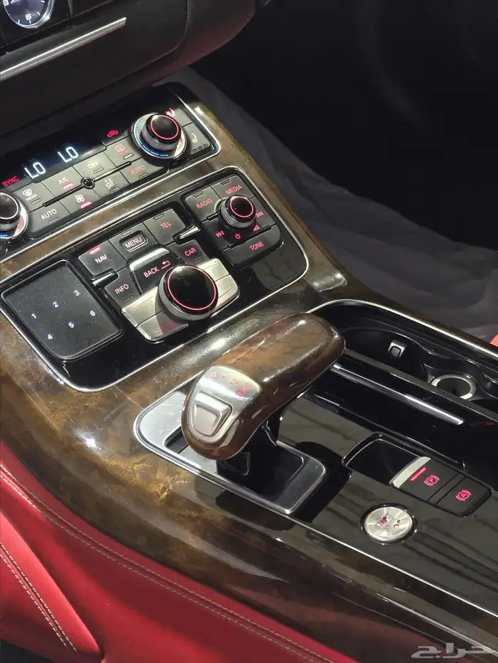 اودي A8-L موديل 2015 بحالة ممتازة 17