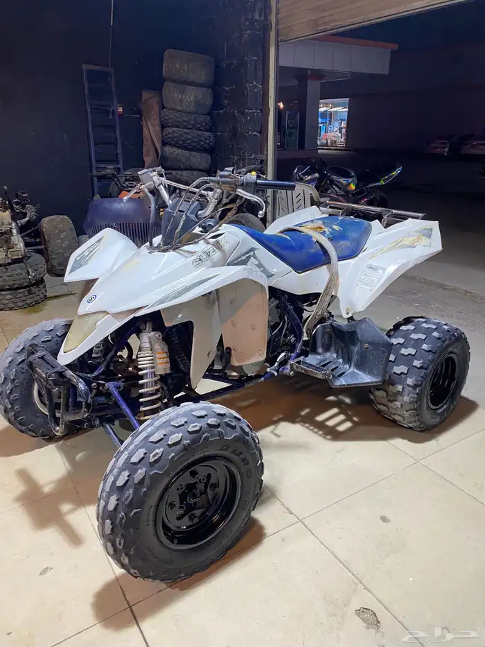 للبيع دباب سزوكي زد 400 2