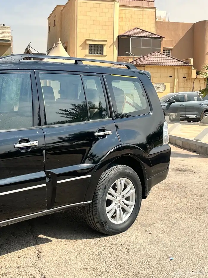 مستبيشي باجيرو 1