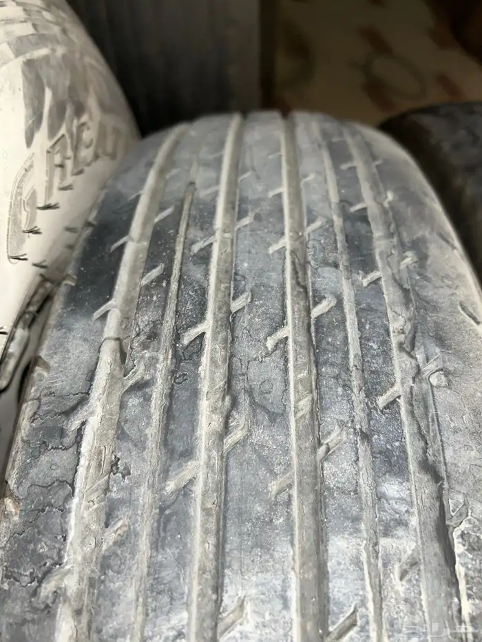 كفرات شواهين بجنوط أصلية 3