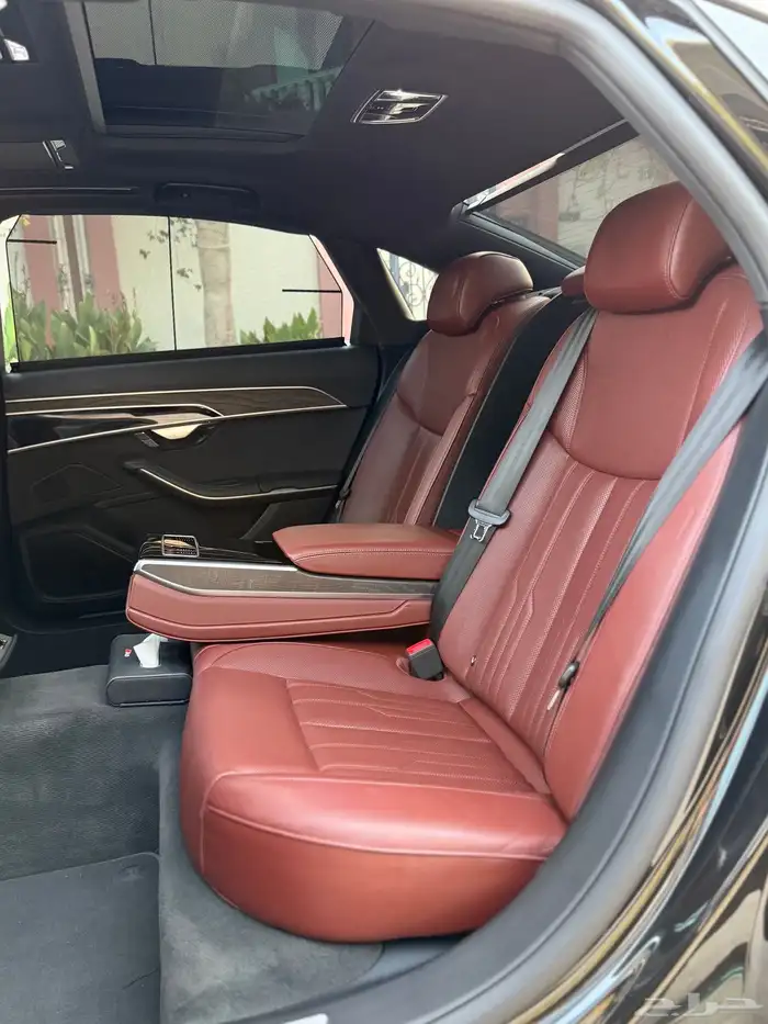 Audi A8L 2021 15