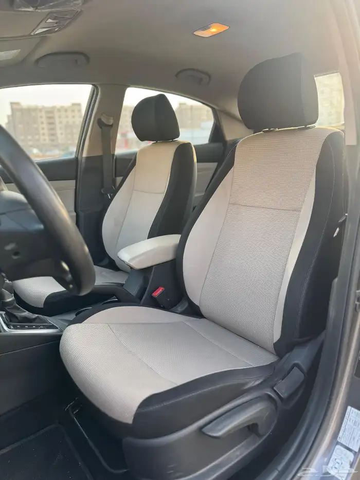 هونداي اكسنت موديل 2021 السعر 35000 الف 16