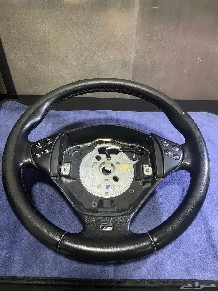 طارة دركسون بي ام دبليو M أصلية e39   e38 نادره 1