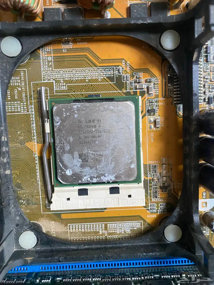 قطع بي سي للبيع قديمه فقط ب 20 2