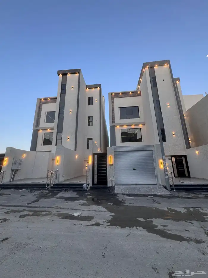 للبيع ادوار علوى مع سطح مداخل مستقله مصعد مستقل المحاله ابه 1