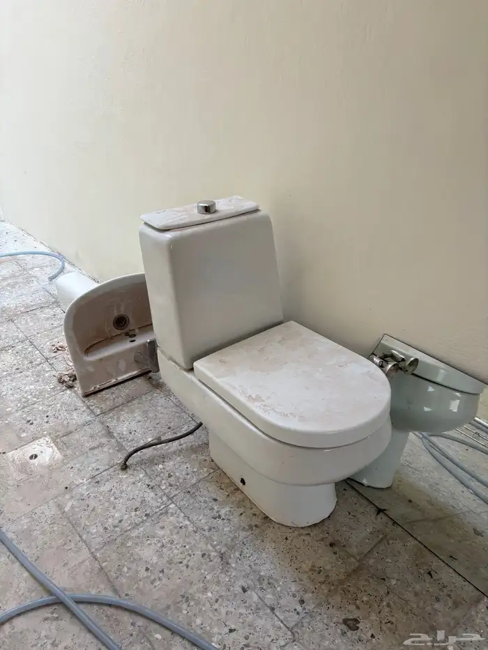 مغسلة يدين وكرسي فرنجي 1