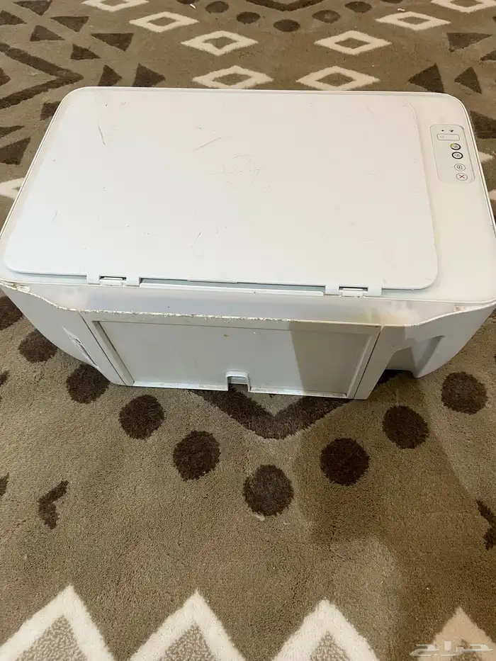 طابعه نظيفة جدا بدون سلك يحتاج سلك بس 7