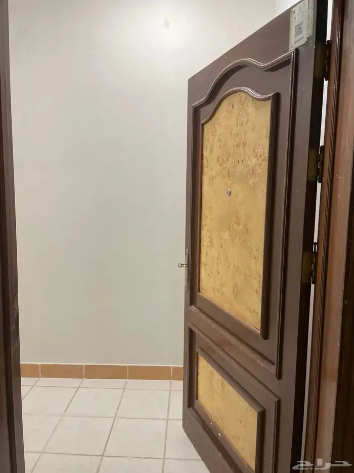 للايجار عدد 9 شقق عوائل بحي الغدير 1