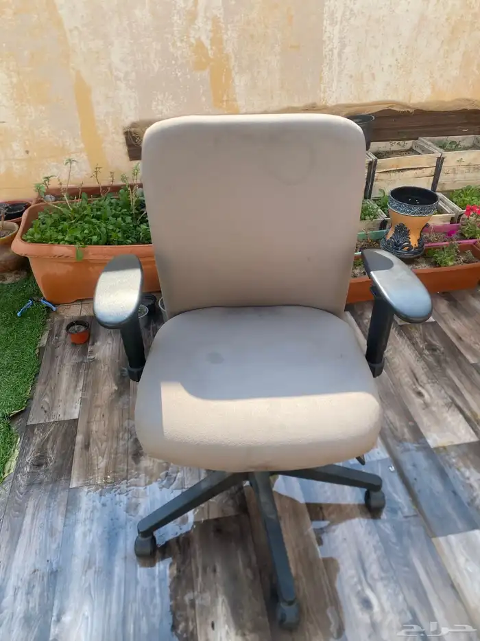 كرسي ماركه هيرمان Herman 1