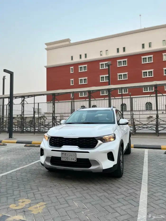 كيا سونيت 2023 28