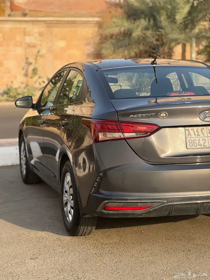 هونداي اكسنت موديل 2021 السعر 35000 الف 7