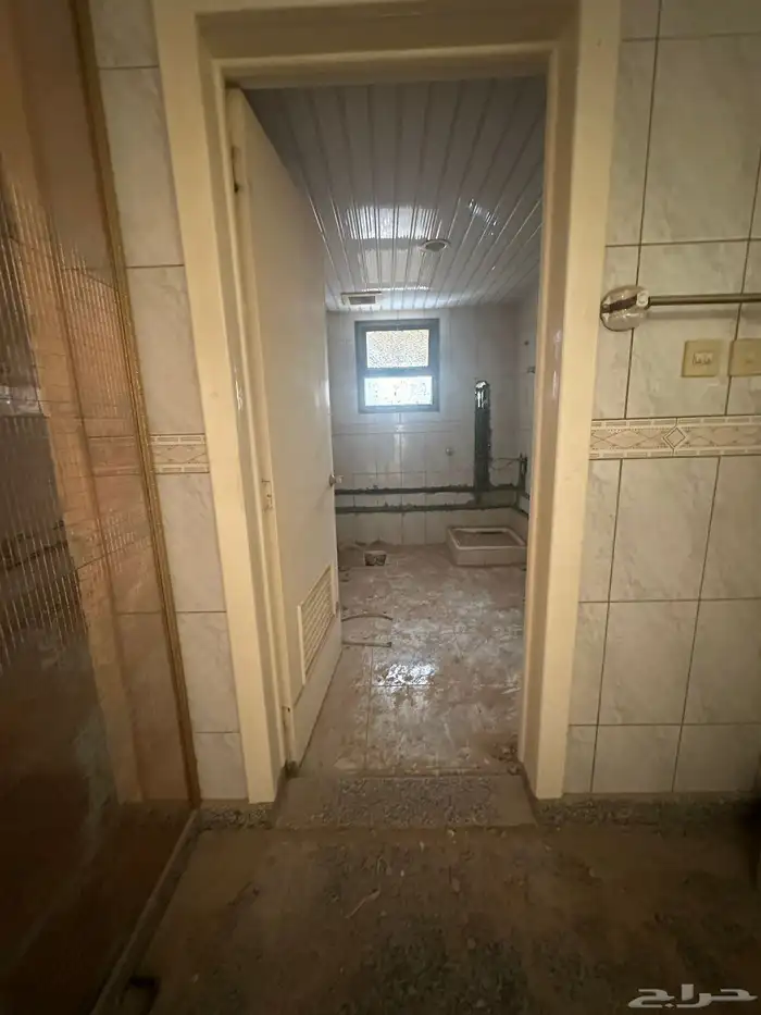 ابواب خشب دورة مياه مع الحلق العدد 5 1