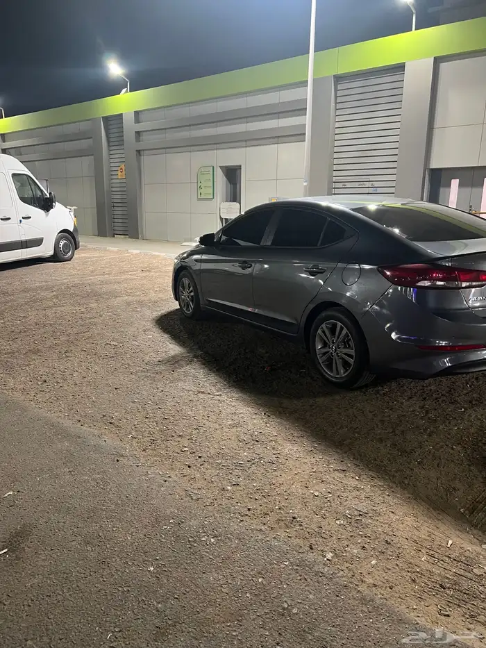 انترا ديزل موتر نظيف فيه رش كبوت كان مبهت من الشمس والموتر 1