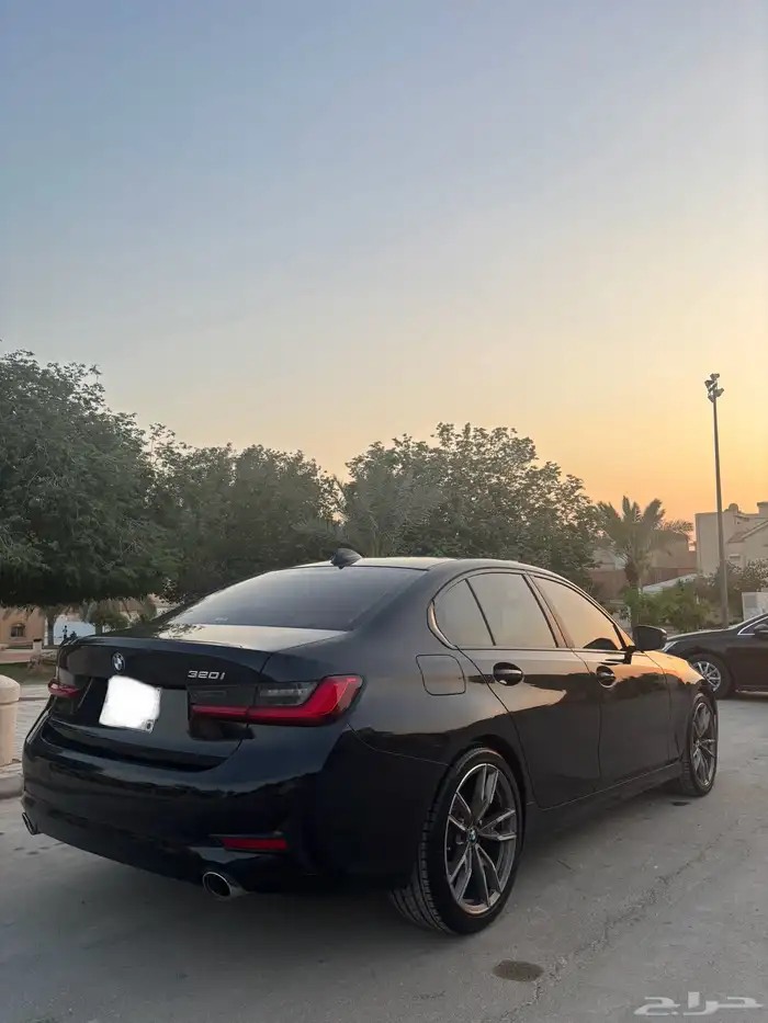 بي ام دبليو BMW 320i 2