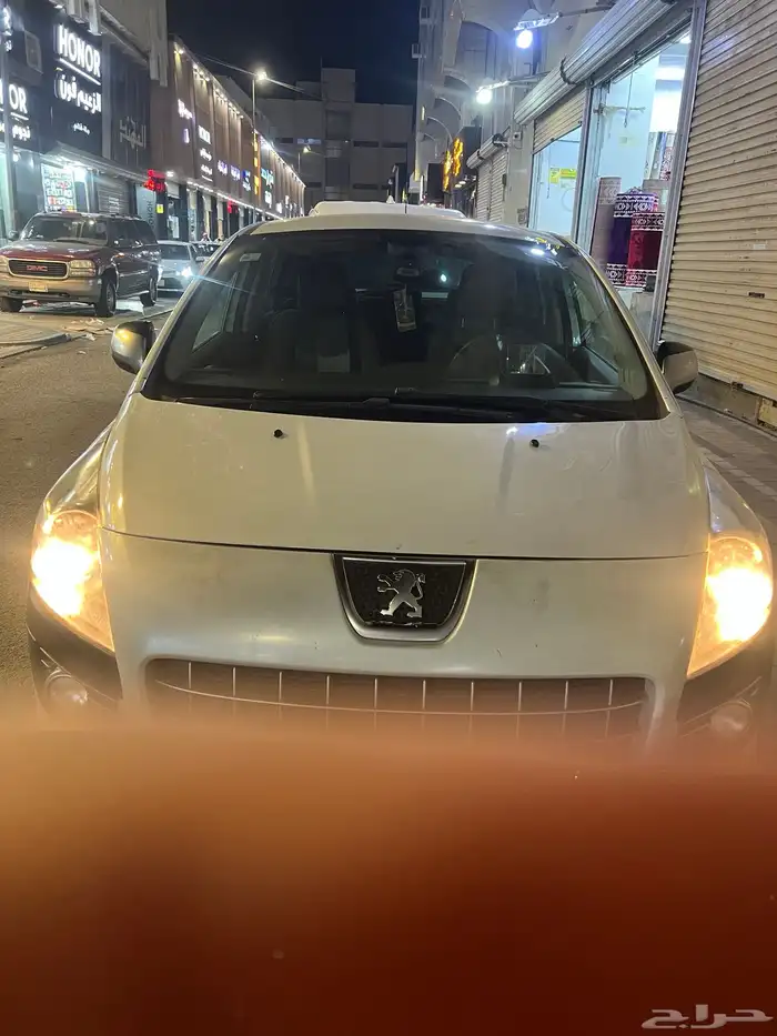 سيارة بيجو 3008 للبيع موديل 2013 9