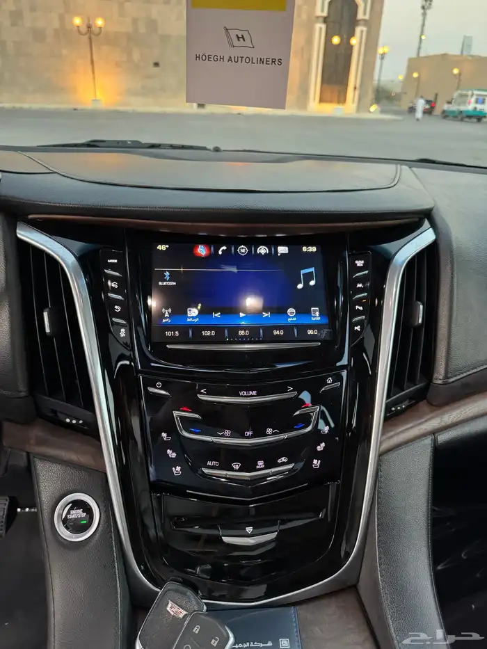 اسكاليد 2019 بريميوم (ملكي) الجميح نظيف جدا 61