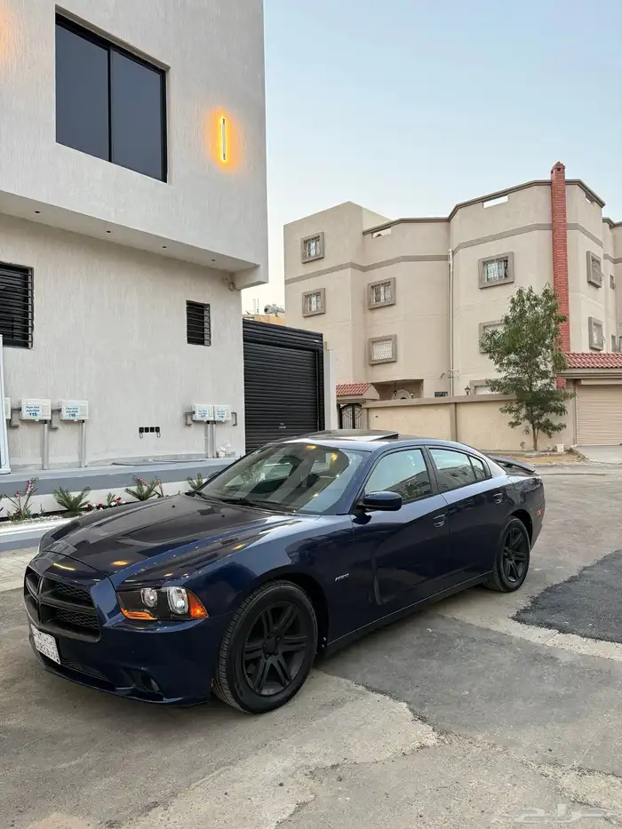 دودج تشارجر 8 سلندر 0