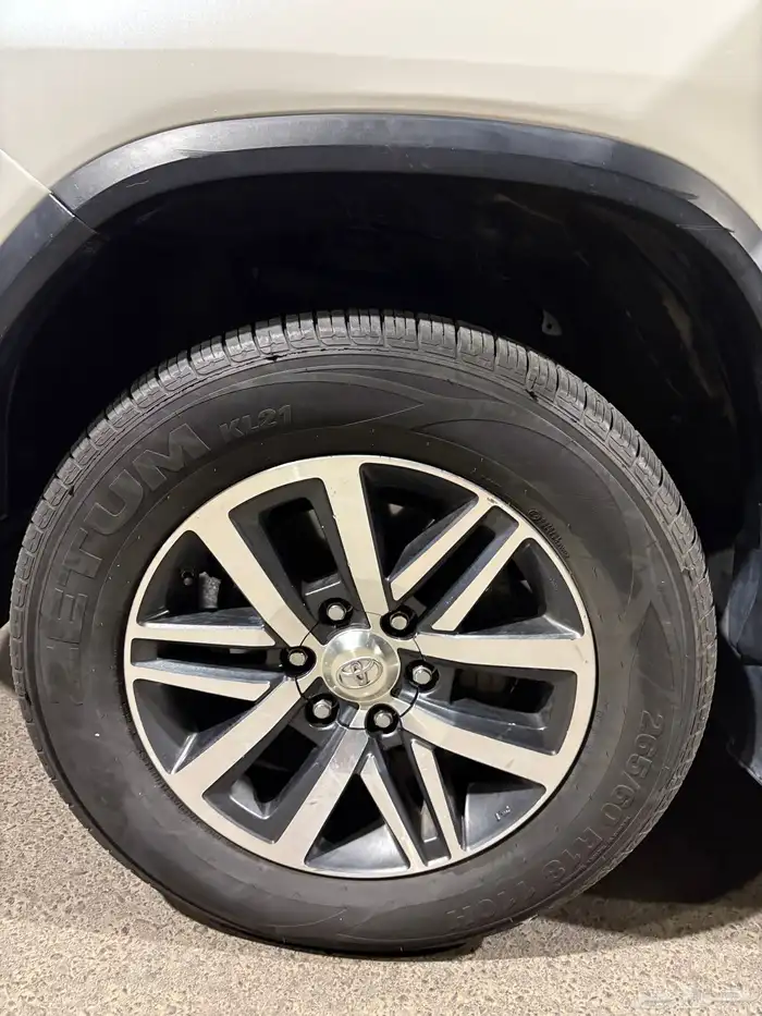 فورتشنر 2017 فل كامل ممشى 190 الف مشدود من والى 31