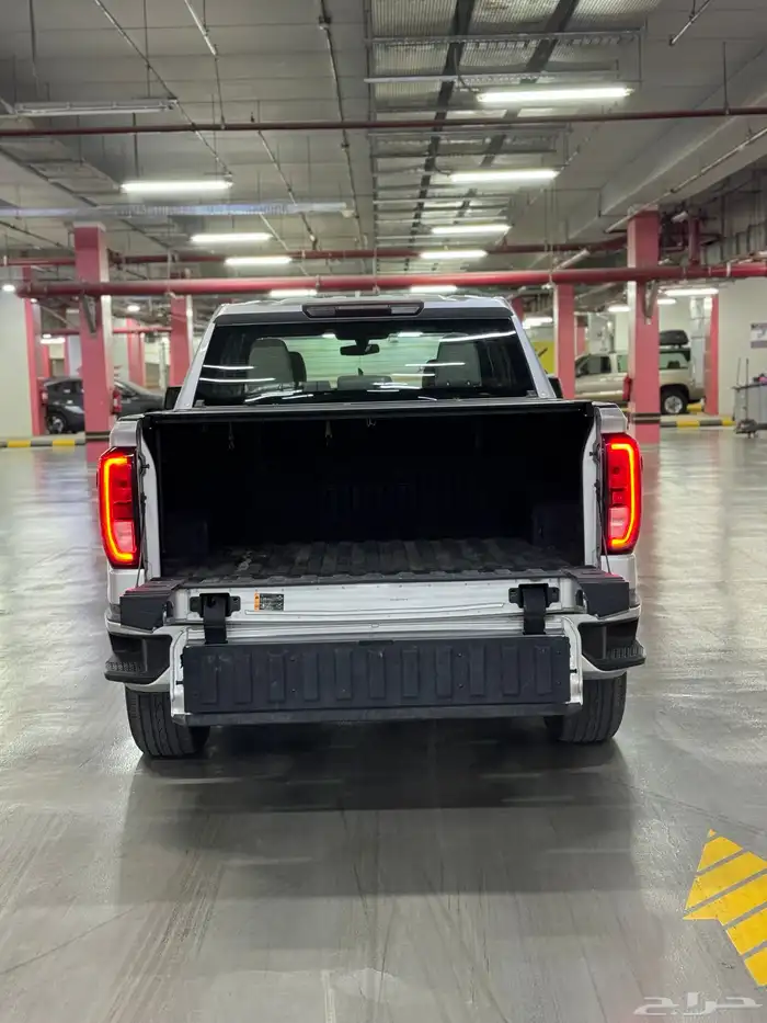 جي ام سي سيراا 6