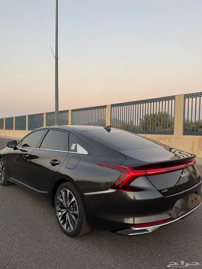 كيا K8 2022 بحالة الوكاله 7