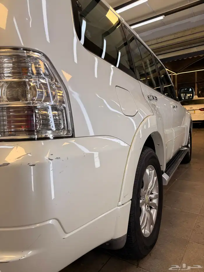 للبيع جيب باجيرو 2015 4