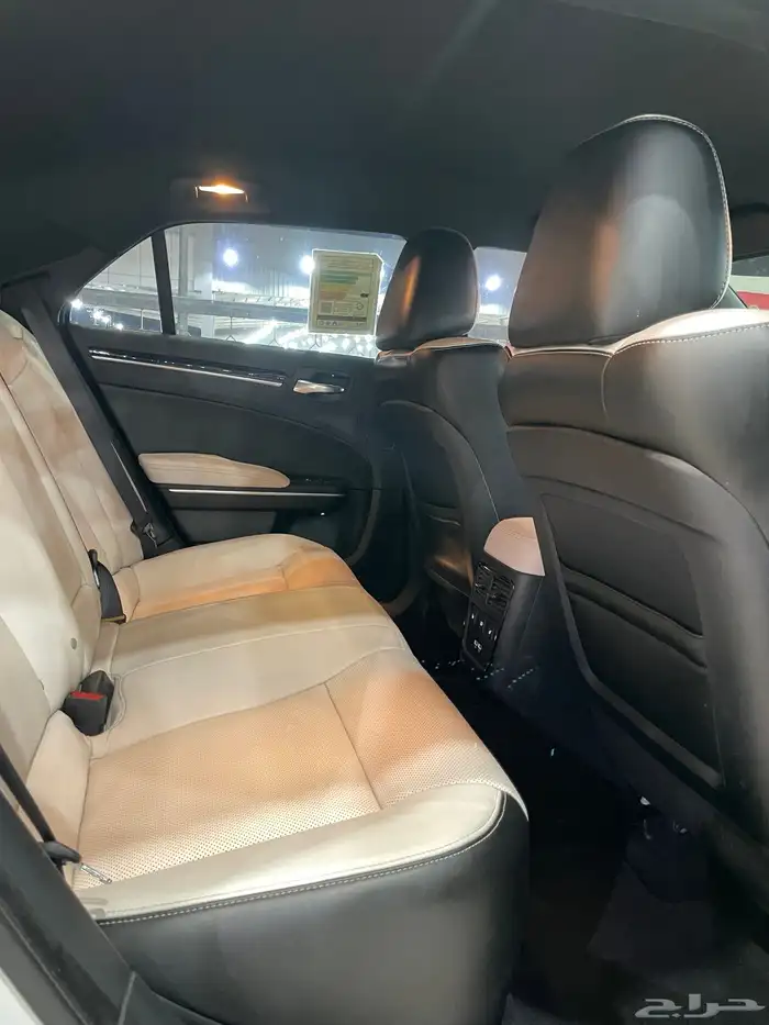 كرايسلر 300s موديل 2021 فل كامل 15