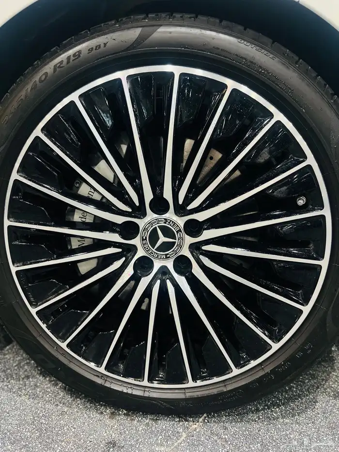 مرسيدس كوبيه CLE200 2025 (اصفار) 7