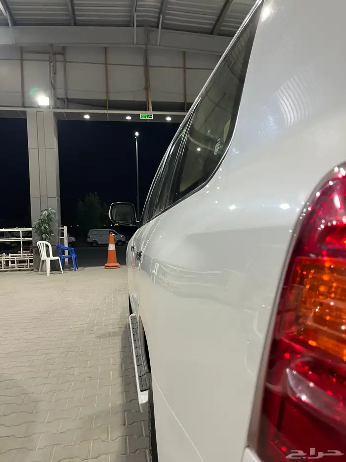 لاندكروزر 2014 شبه الجديد 12